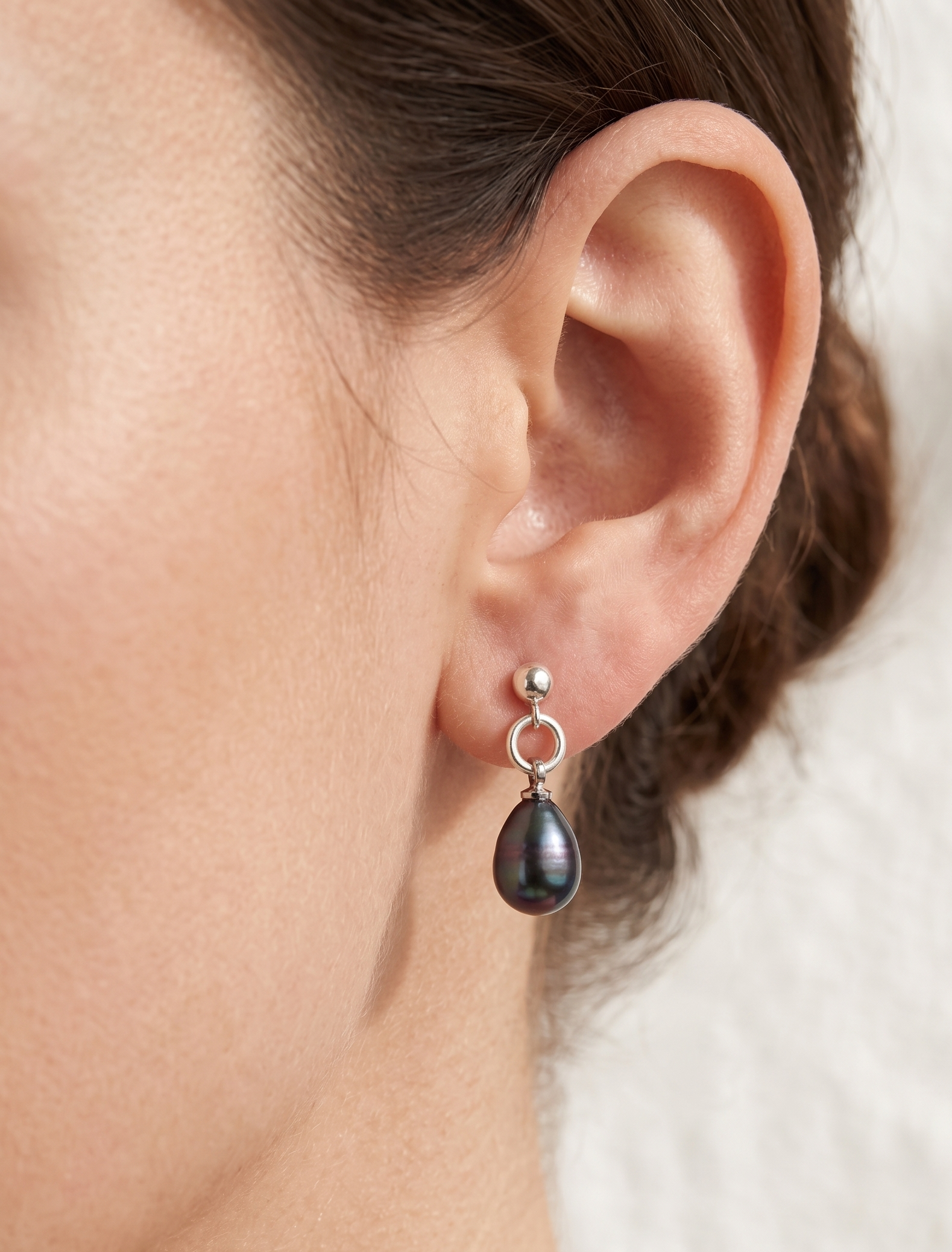 Black Pearl Drop Earrings