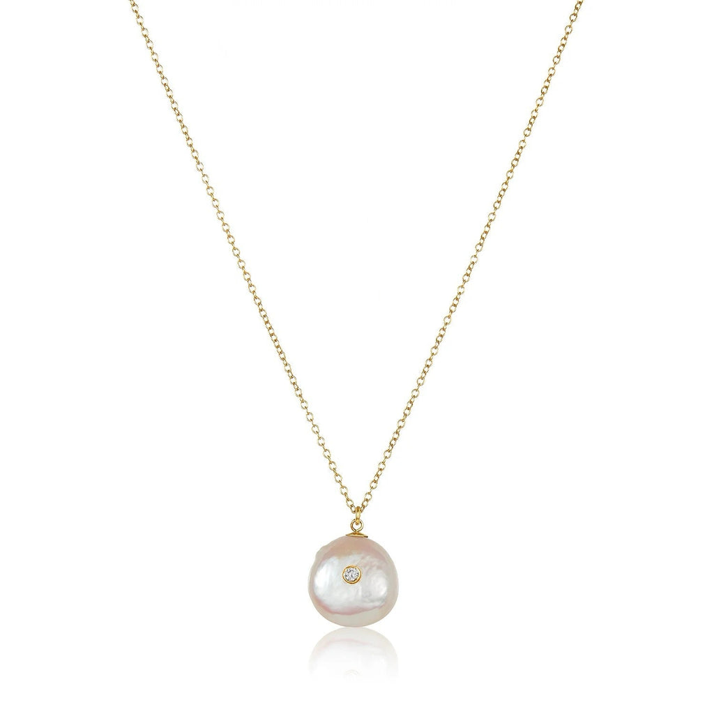 Pearl Pendant Necklace with Sparkling Detail
