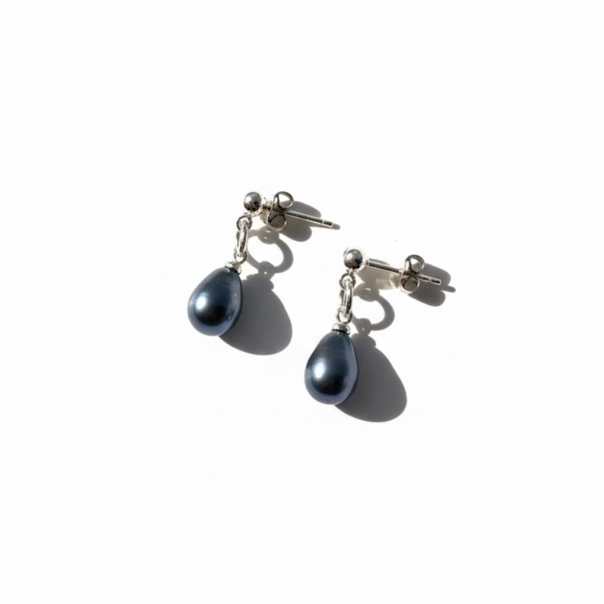 Black Pearl Drop Earrings