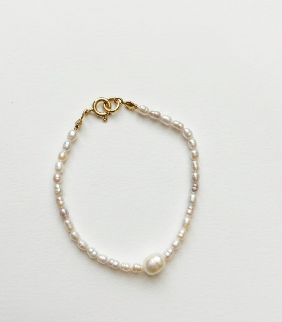 Baroque Pearl Bracelet