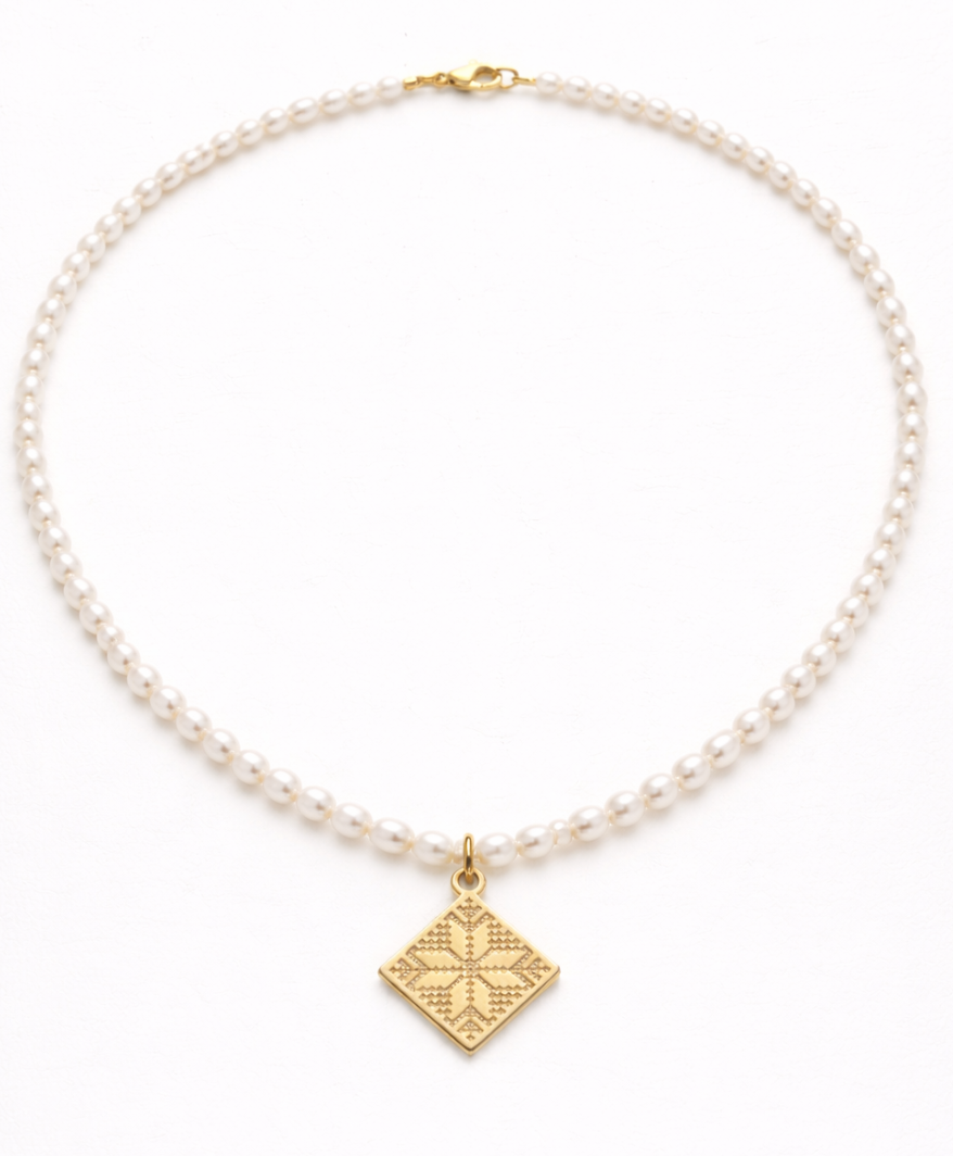 Palestinian Tatreez Pendant - Pearl Necklace