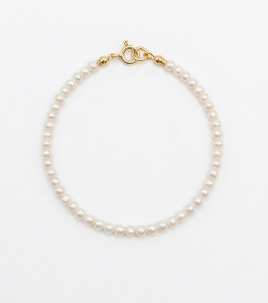 Mini Round Pearl Bracelet