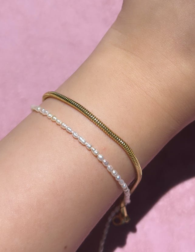 Tiny Pearl Bracelet