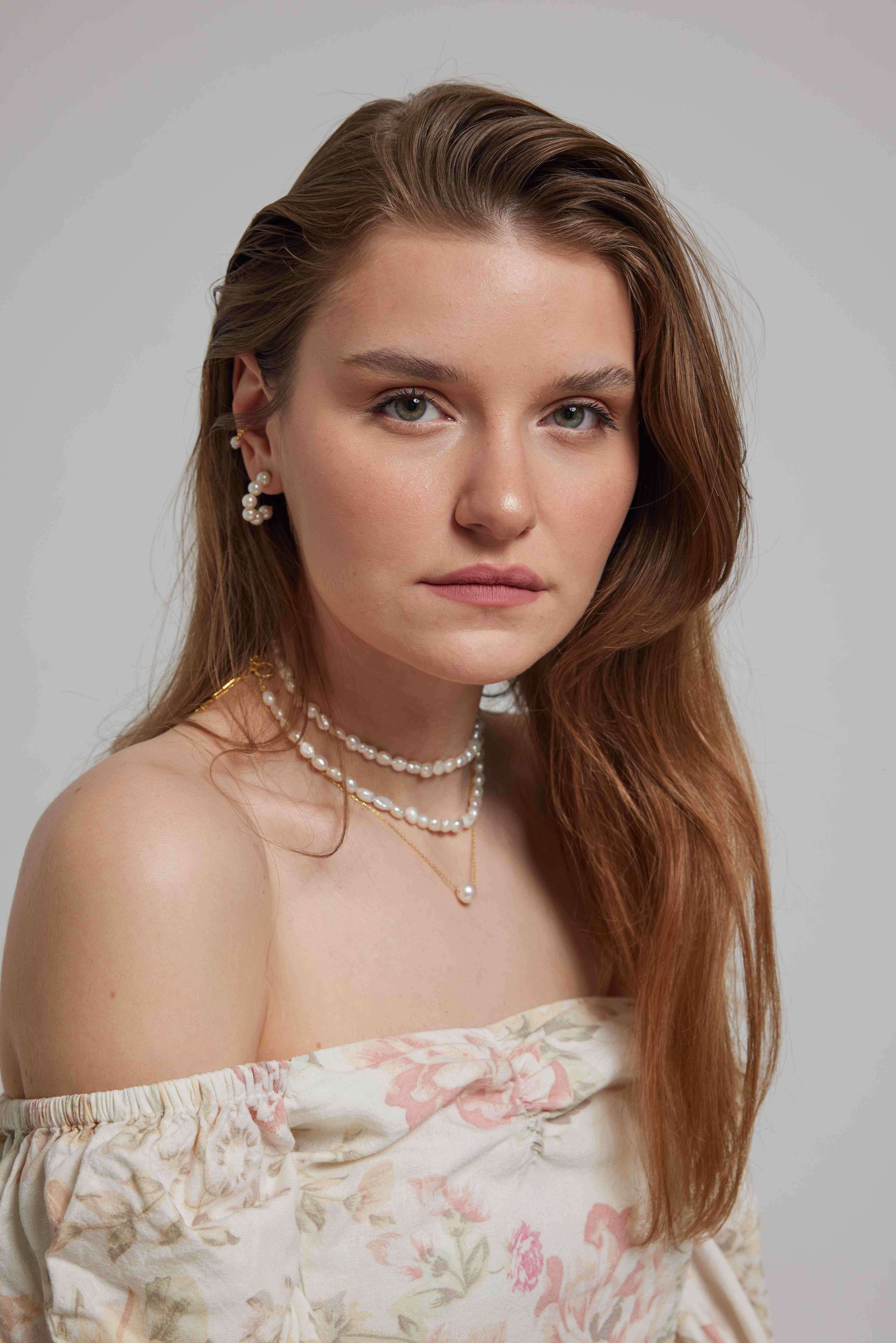 Half Pearl Half Link Necklace