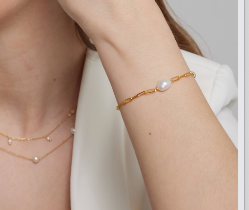 Single pearl paperlink bracelet